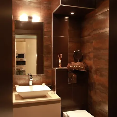 Apartment Brown *