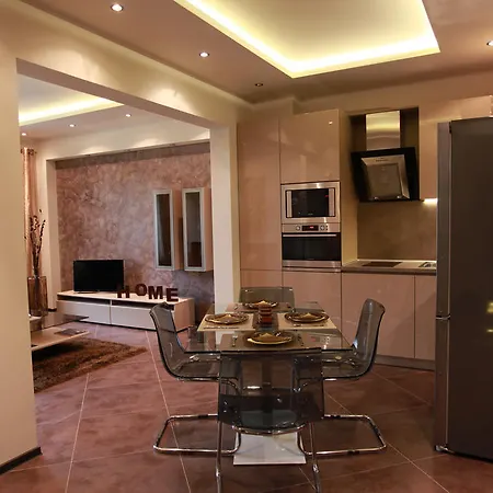 Apartment Brown Sofia